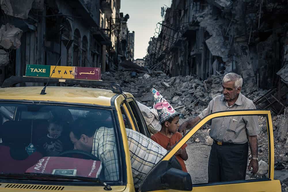 Sergey Ponomarev, Homs, Syria, 15th June 2014, from the series Assad’s Syria. © Sergey Ponomarev, image courtesy of IWM.