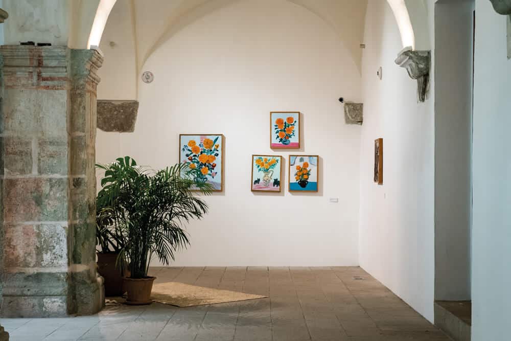 Georgina Gratrix, Marigolds, 2018. Oil on canvas (installation view), produced after a month-long residency at the Centro de las Artes Augustín (CASA). Photographer: Jalil Olmedo.